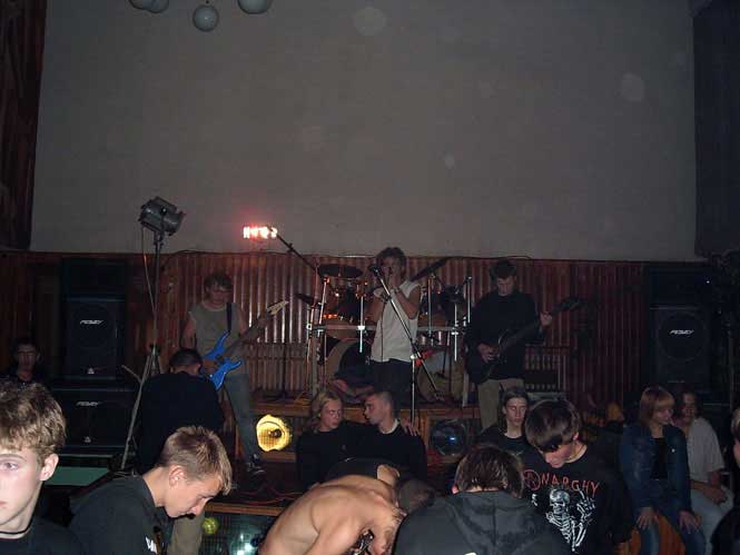 Концерт в ДК (Онега. 21 августа 2004 г.)